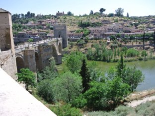 Toledo, Spain - photo by Juliamaud